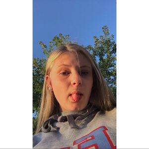 Meet your Posher, Lexie